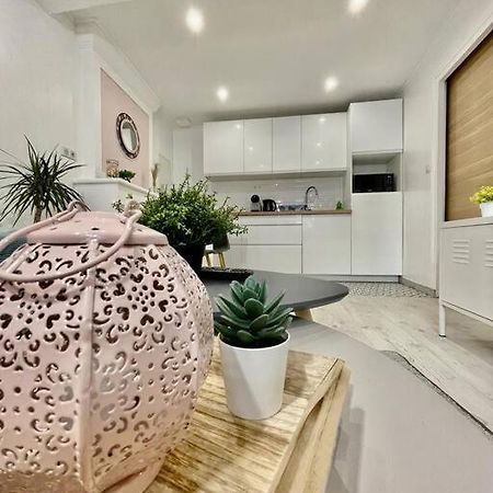 Joli Studio Cozy Tout Equipe Hyper Centre Saintes Zewnętrze zdjęcie